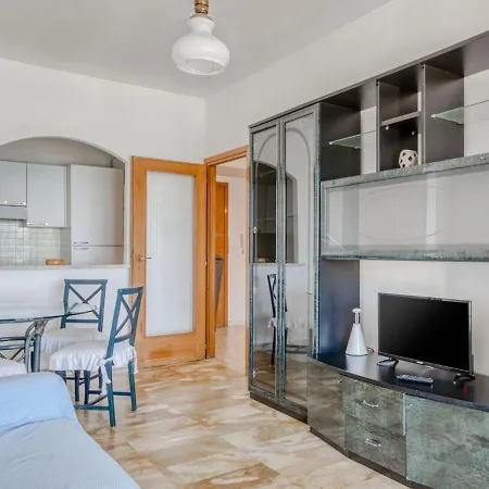 Delightful In Near Sea And Casino Appartement *
