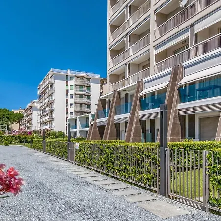 Delightful In Near Sea And Casino *